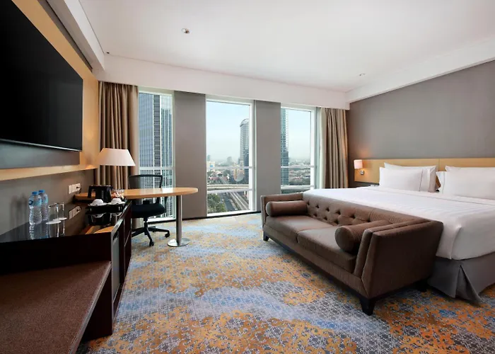 Club King Room
